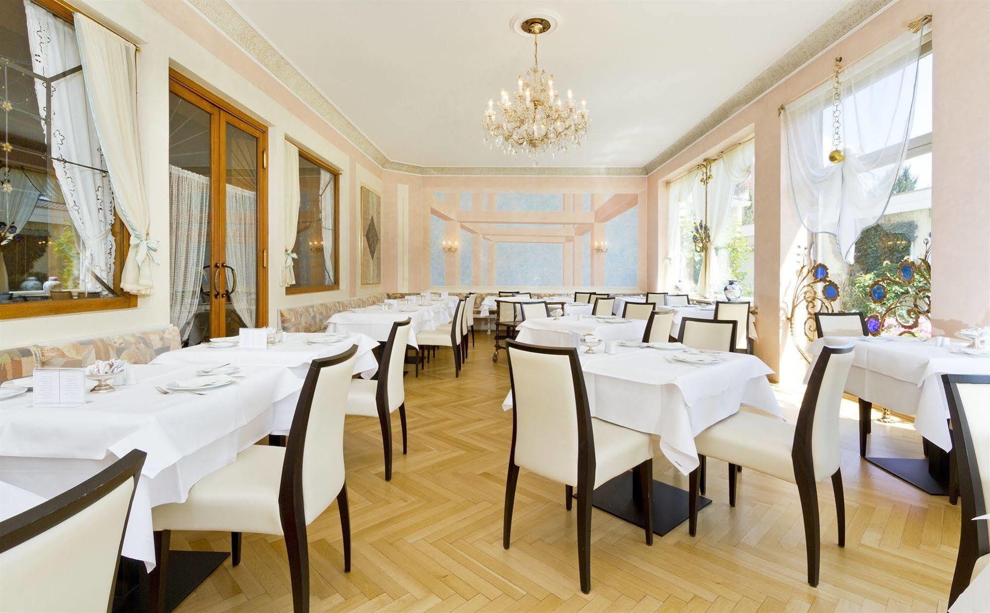 Wittelsbacher Hof Swiss Quality Hotel Garmisch-Partenkirchen Restaurant bilde